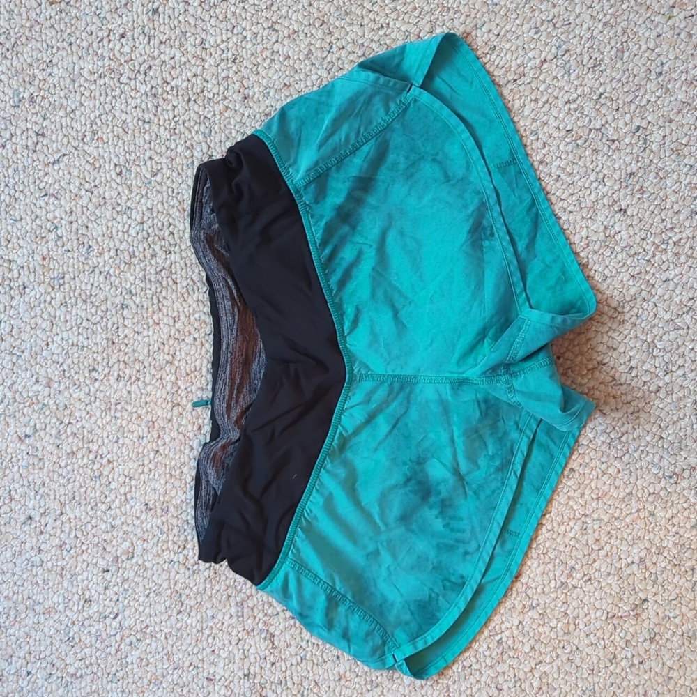 Lululemon Run Speed Short Surge Spray Tie Dye Blue and Black Sz 6